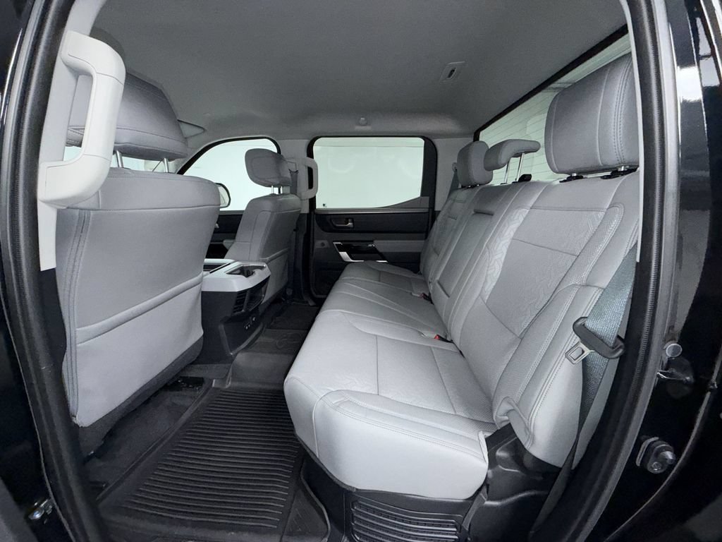 Used 2024 Toyota Tundra Limited AWD/4WD image 18