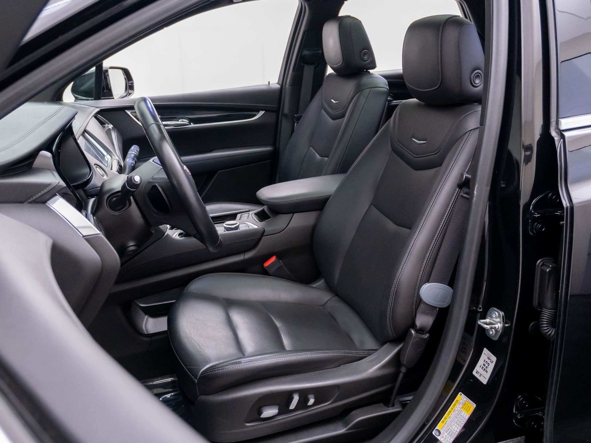 Used 2020 Cadillac XT5 Premium Luxury AWD/4WD image 20