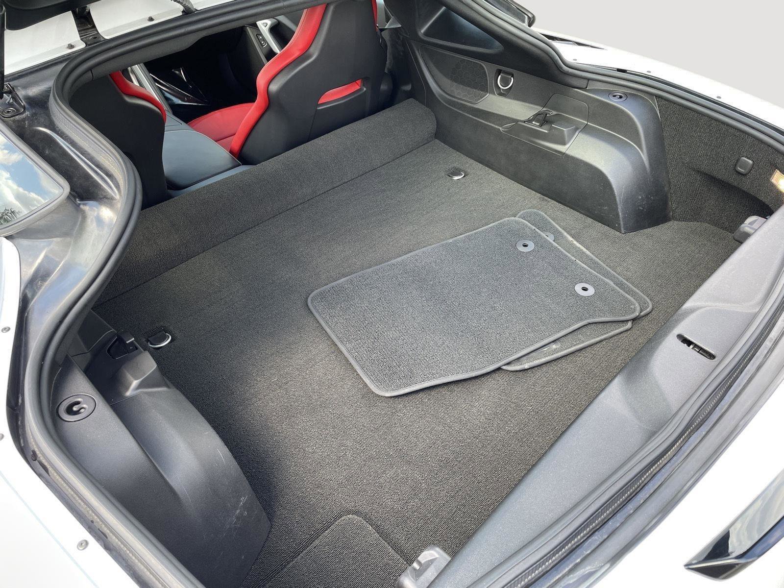 Used 2018 Chevrolet Corvette Stingray Coupe w/ Battery Protection Package RWD image 24