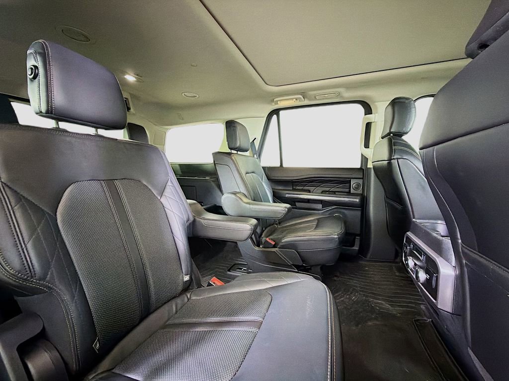 Used 2020 Ford Expedition Platinum AWD/4WD image 32