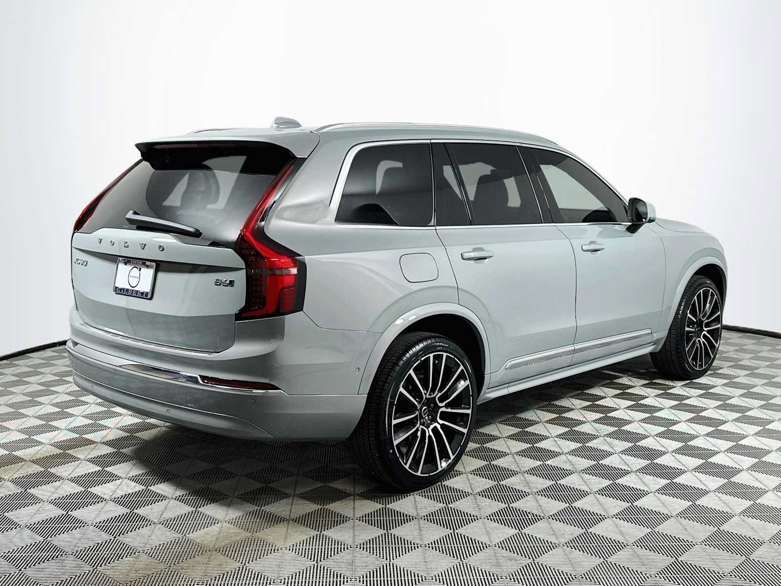 New 2027 Volvo XC90 B6 Plus AWD/4WD image 7