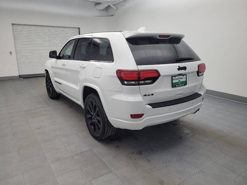 Used 2019 Jeep Grand Cherokee Altitude image 5