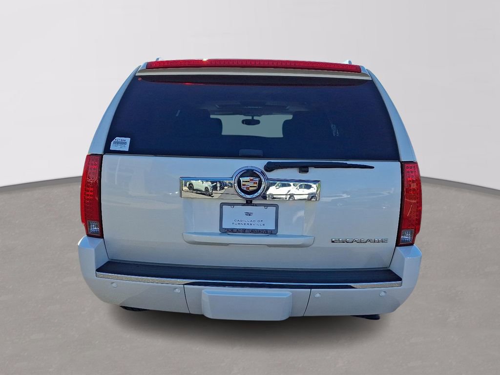 Used 2013 Cadillac Escalade Luxury image 5