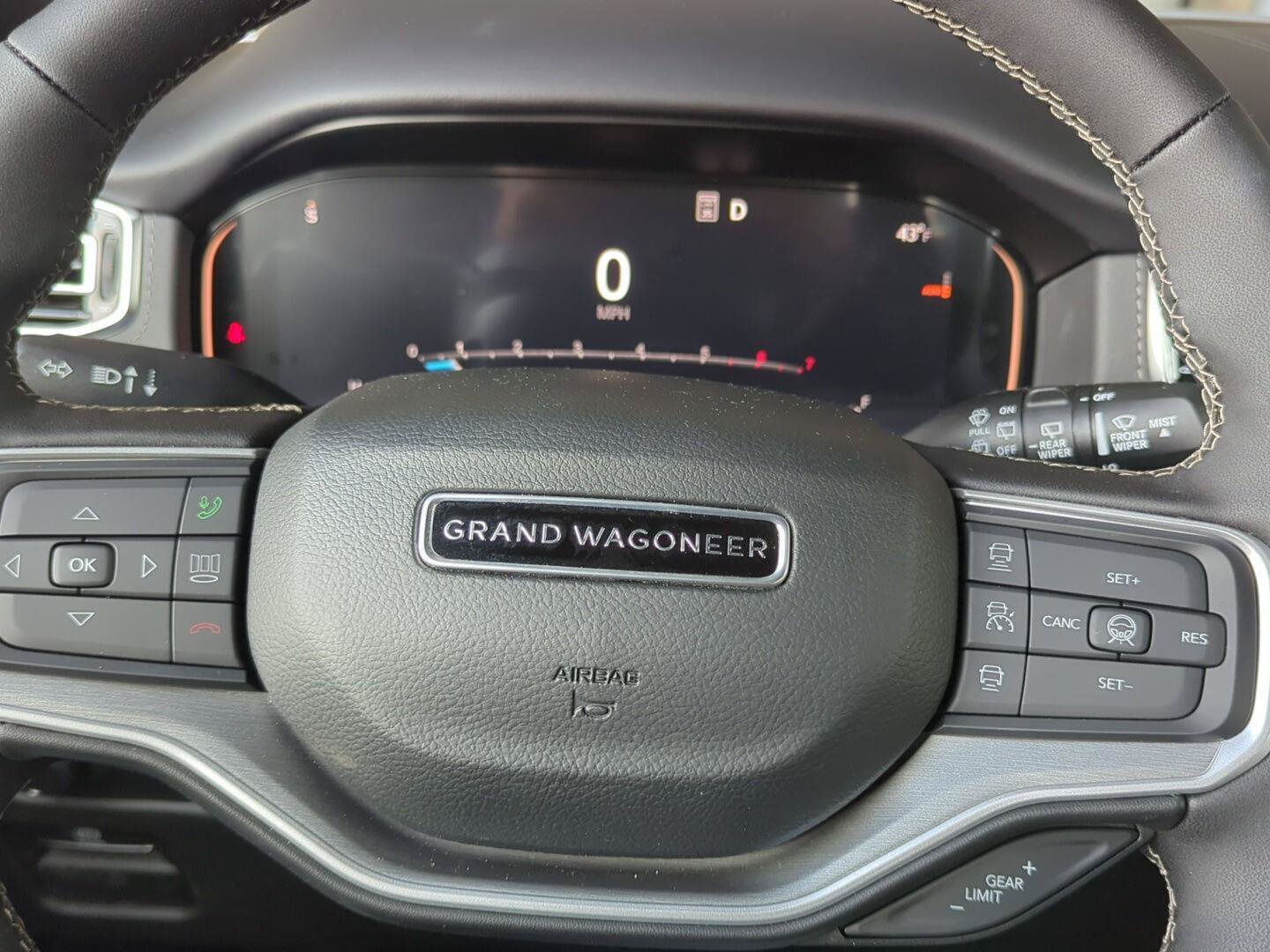 New 2026 Jeep Grand Wagoneer L Limited AWD/4WD image 19