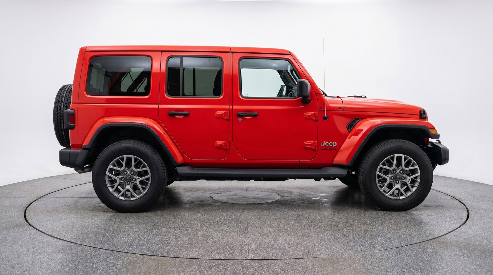 Used 2025 Jeep Wrangler Sahara image 11
