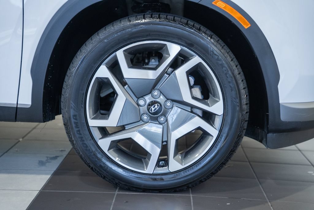 Used 2024 Hyundai Palisade Limited FWD image 16