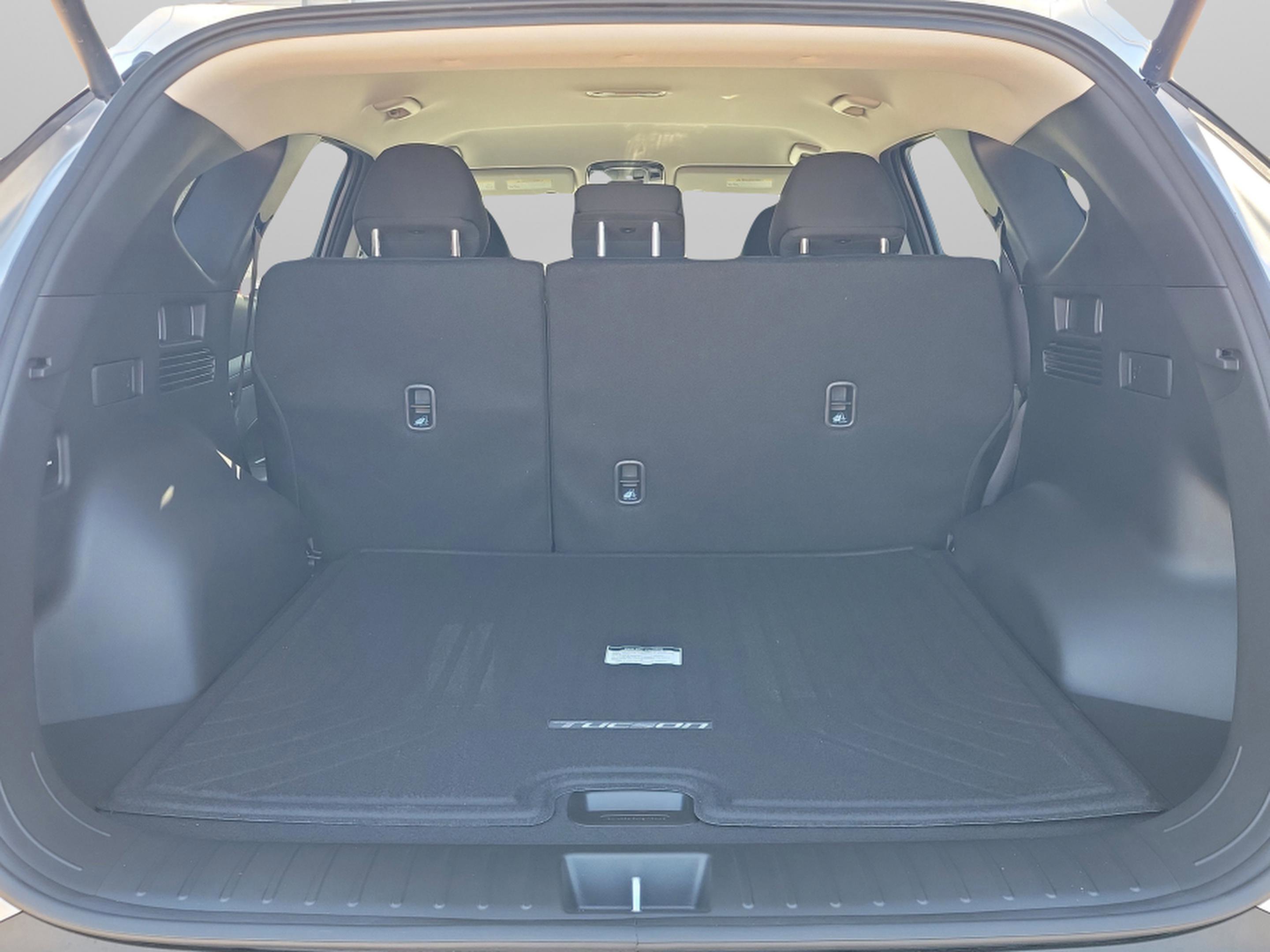 New 2026 Hyundai Tucson SEL image 8