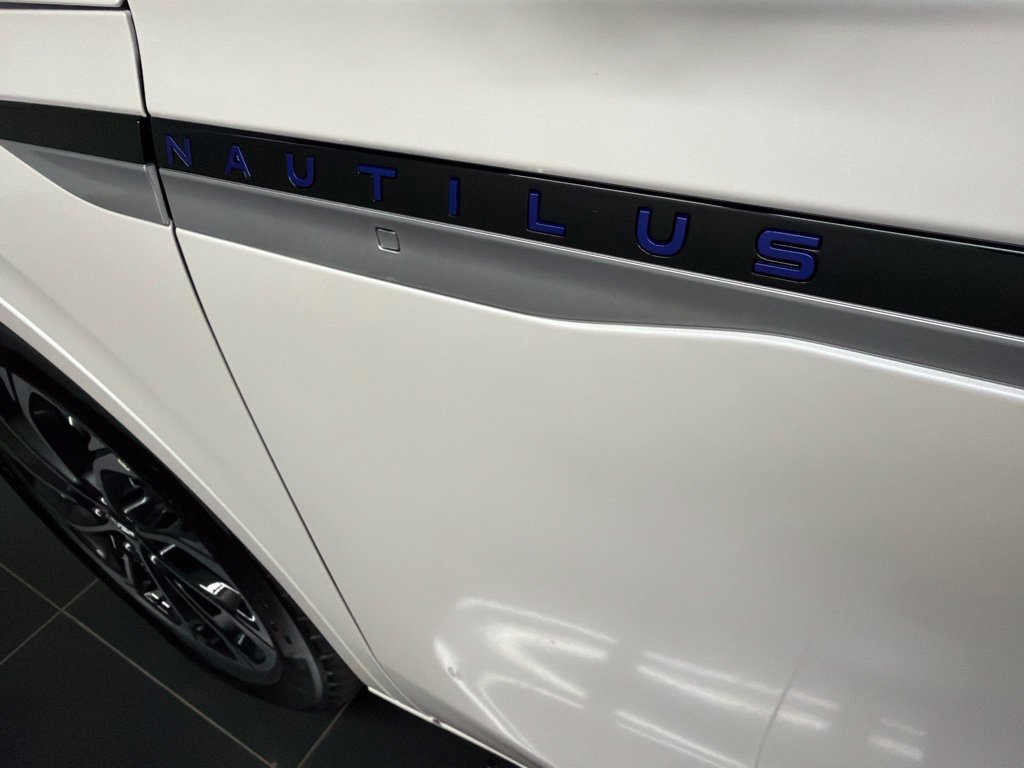 New 2026 Lincoln Nautilus Reserve AWD/4WD image 42
