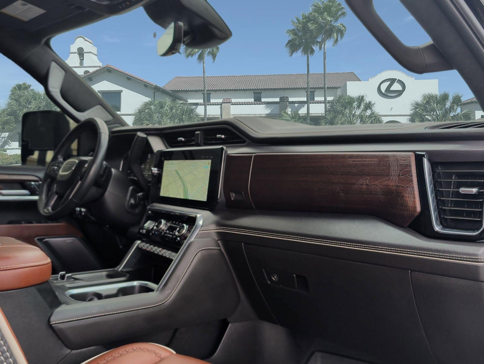 Used 2024 GMC Sierra 2500 Denali Ultimate image 29