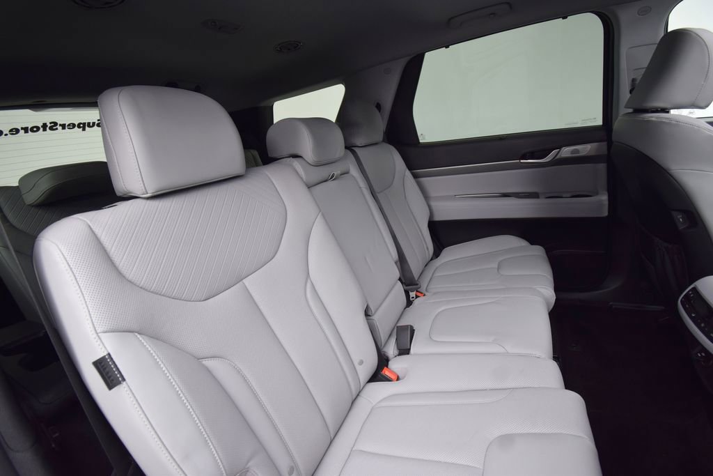 Used 2024 Hyundai Palisade SEL FWD image 26