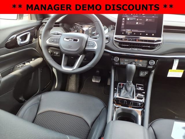 New 2026 Jeep Compass Latitude image 4