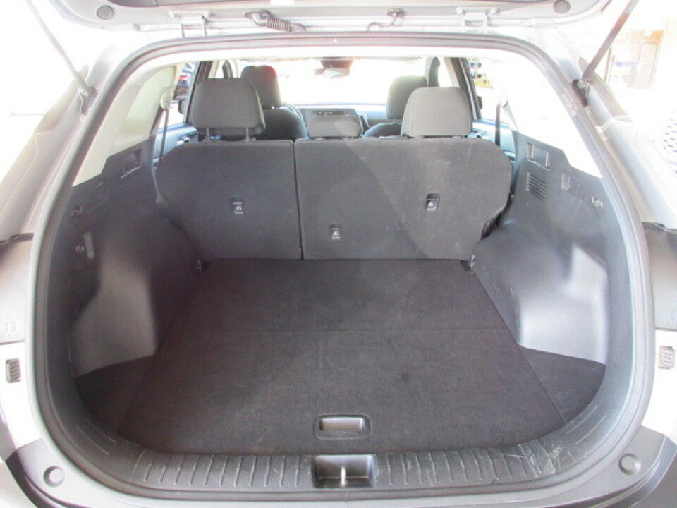 Used 2024 Kia Sportage LX image 21