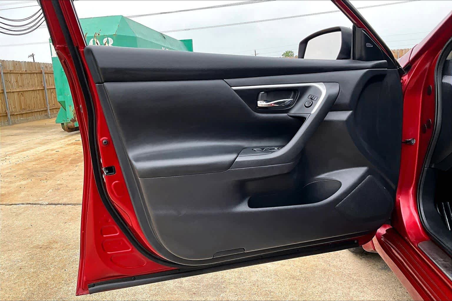 Used 2018 Nissan Altima 2.5 SV w/ 2.5 SV Technology Package FWD image 20