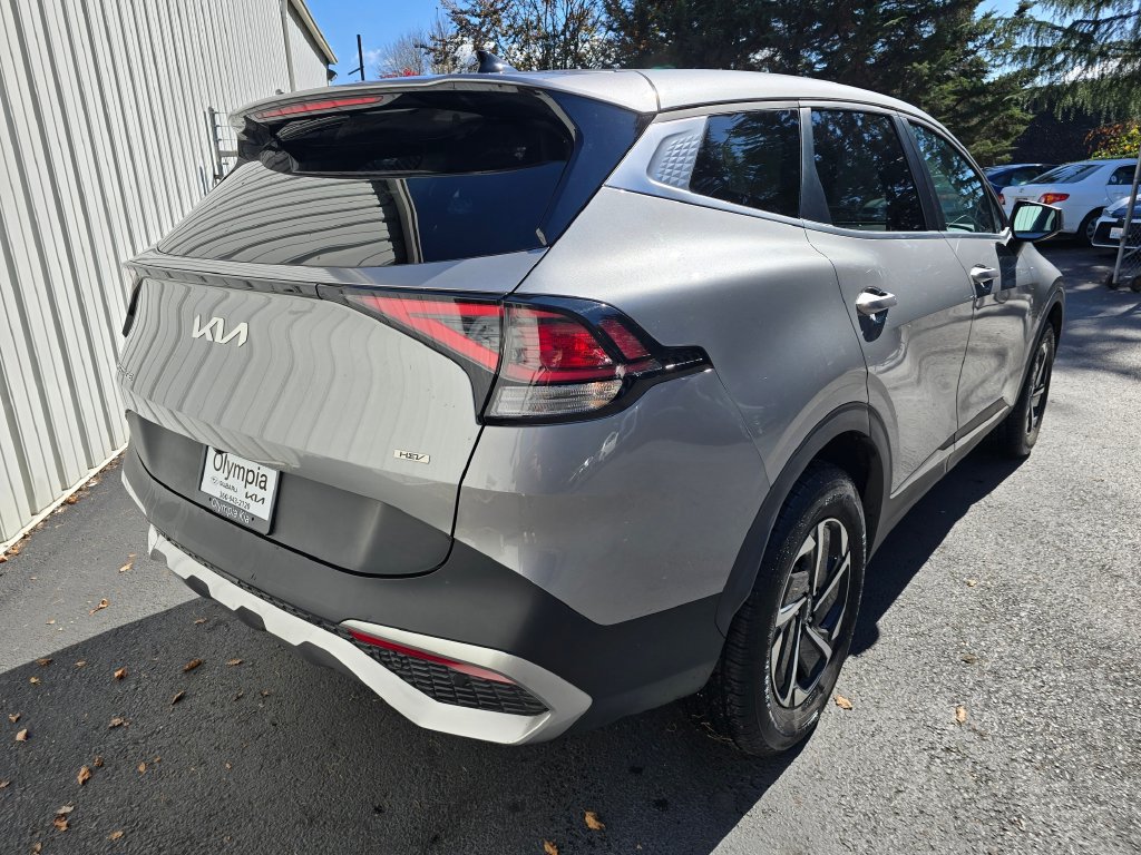 Used 2023 Kia Sportage LX AWD/4WD image 4