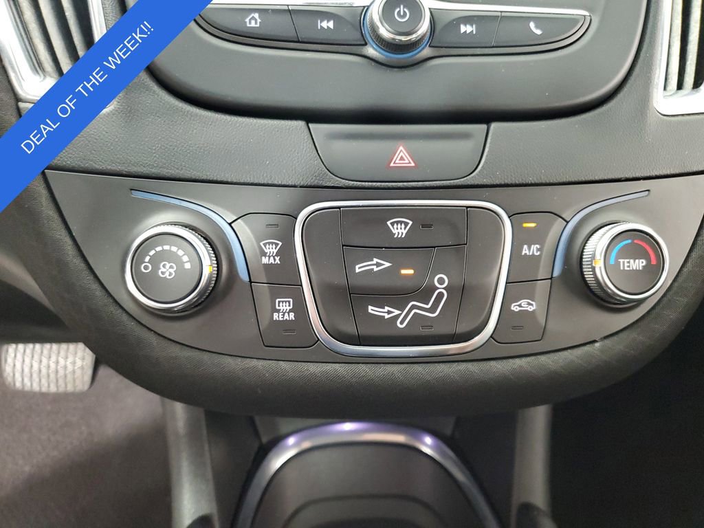 Used 2017 Chevrolet Malibu LT image 19