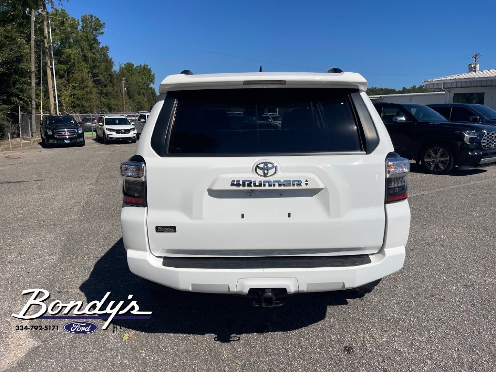 Used 2021 Toyota 4Runner SR5 Premium w/ Moonroof Package RWD image 13
