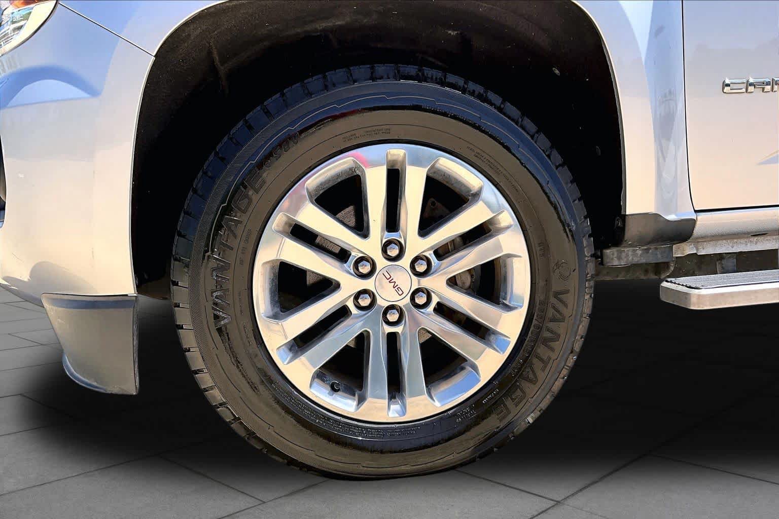 Used 2016 GMC Canyon SLT w/ Driver Alert Package RWD image 11