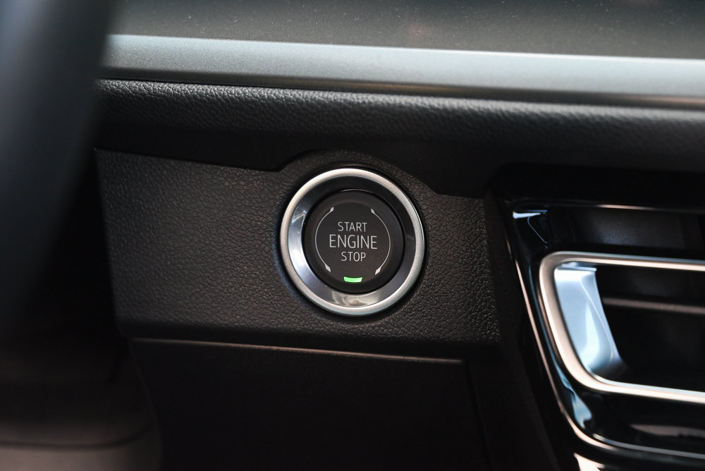 Used 2026 Chevrolet Traverse LT w/ Midnight/Sport Edition FWD image 23