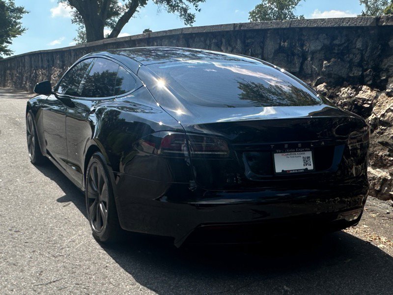Used 2023 Tesla Model S image 9