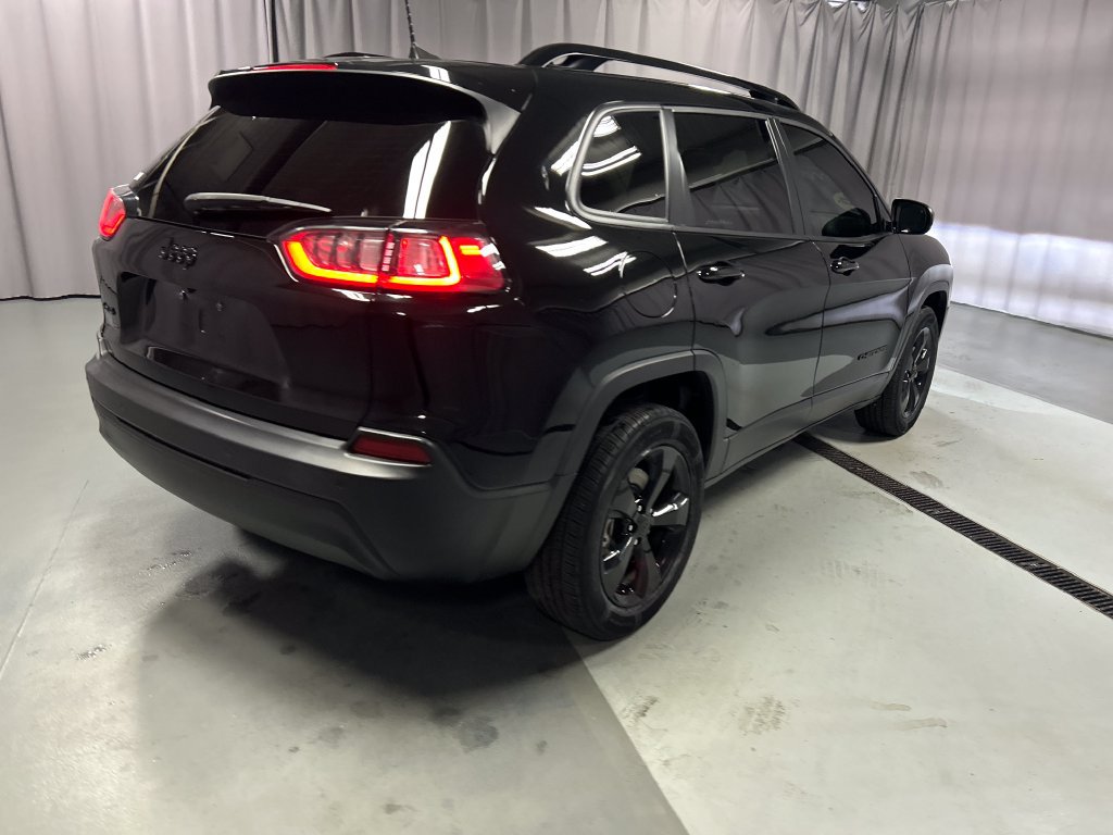 Used 2021 Jeep Cherokee Latitude Plus AWD/4WD image 7