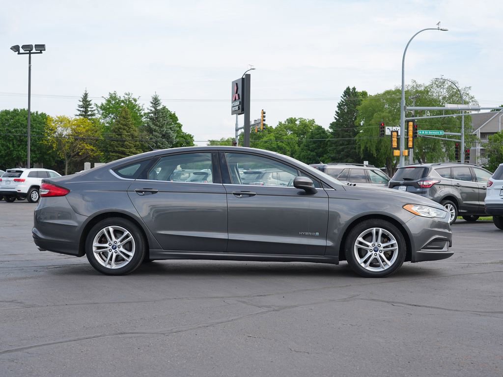 Used 2018 Ford Fusion S FWD image 2
