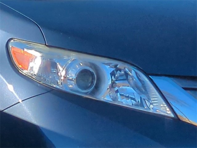 Used 2017 Toyota Sienna L image 10