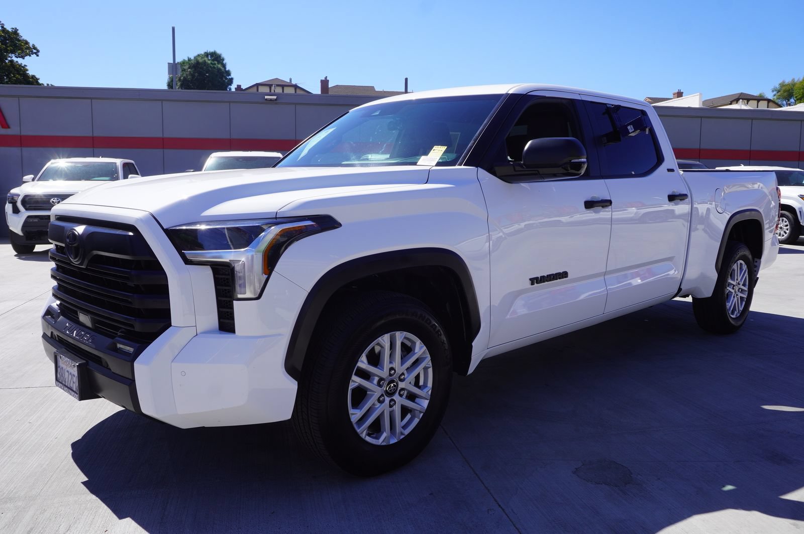 Certified 2025 Toyota Tundra SR5 w/ SR5 Convenience Package RWD image 4