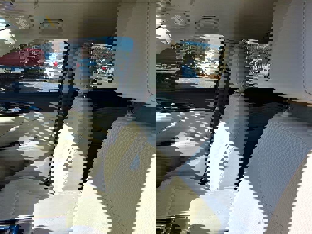 Used 2018 Buick Regal Preferred w/ Driver Confidence Package #1 image 19