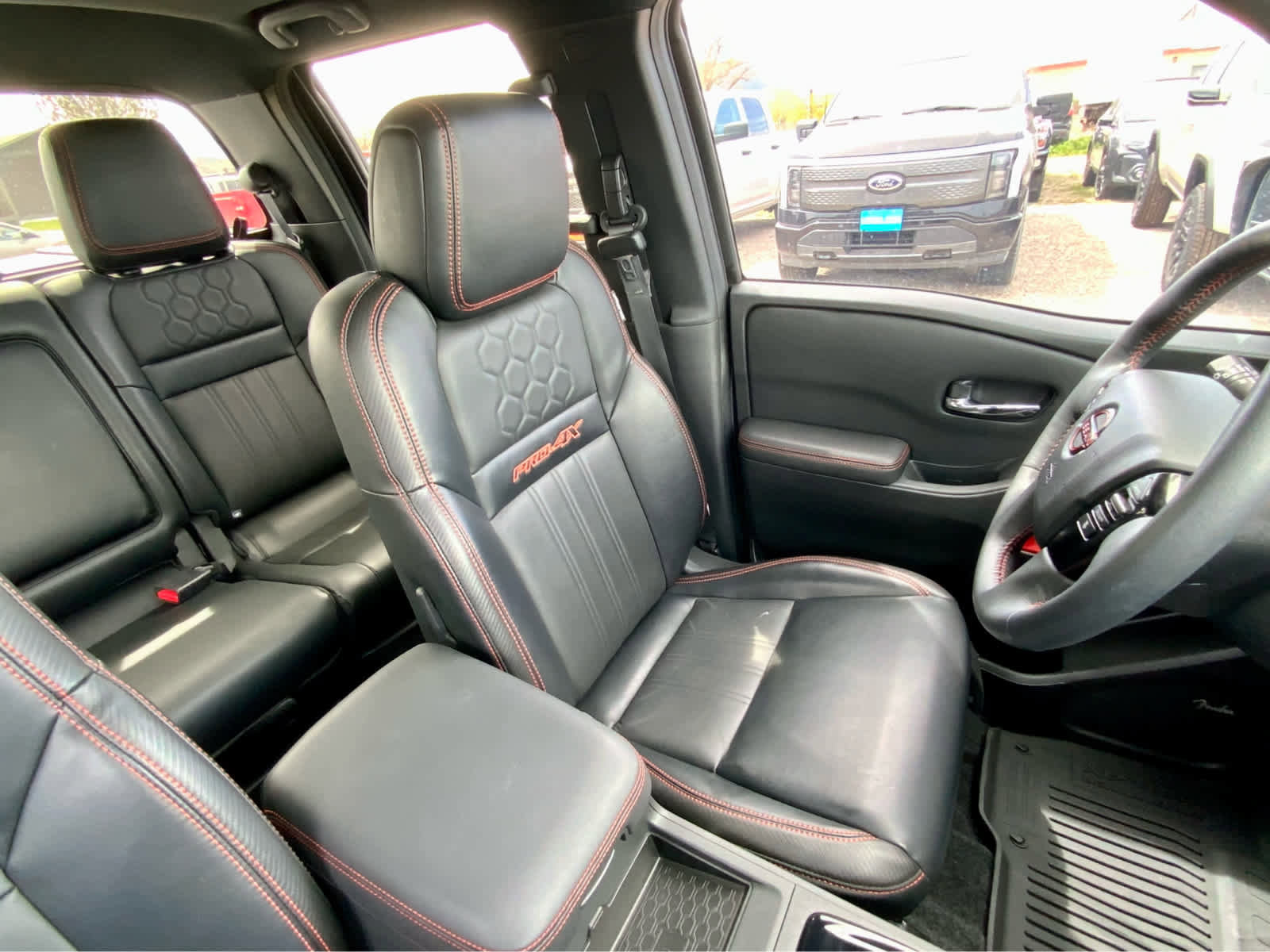 Used 2023 Nissan Frontier PRO-4X w/ Pro-4X Premium Package AWD/4WD image 25