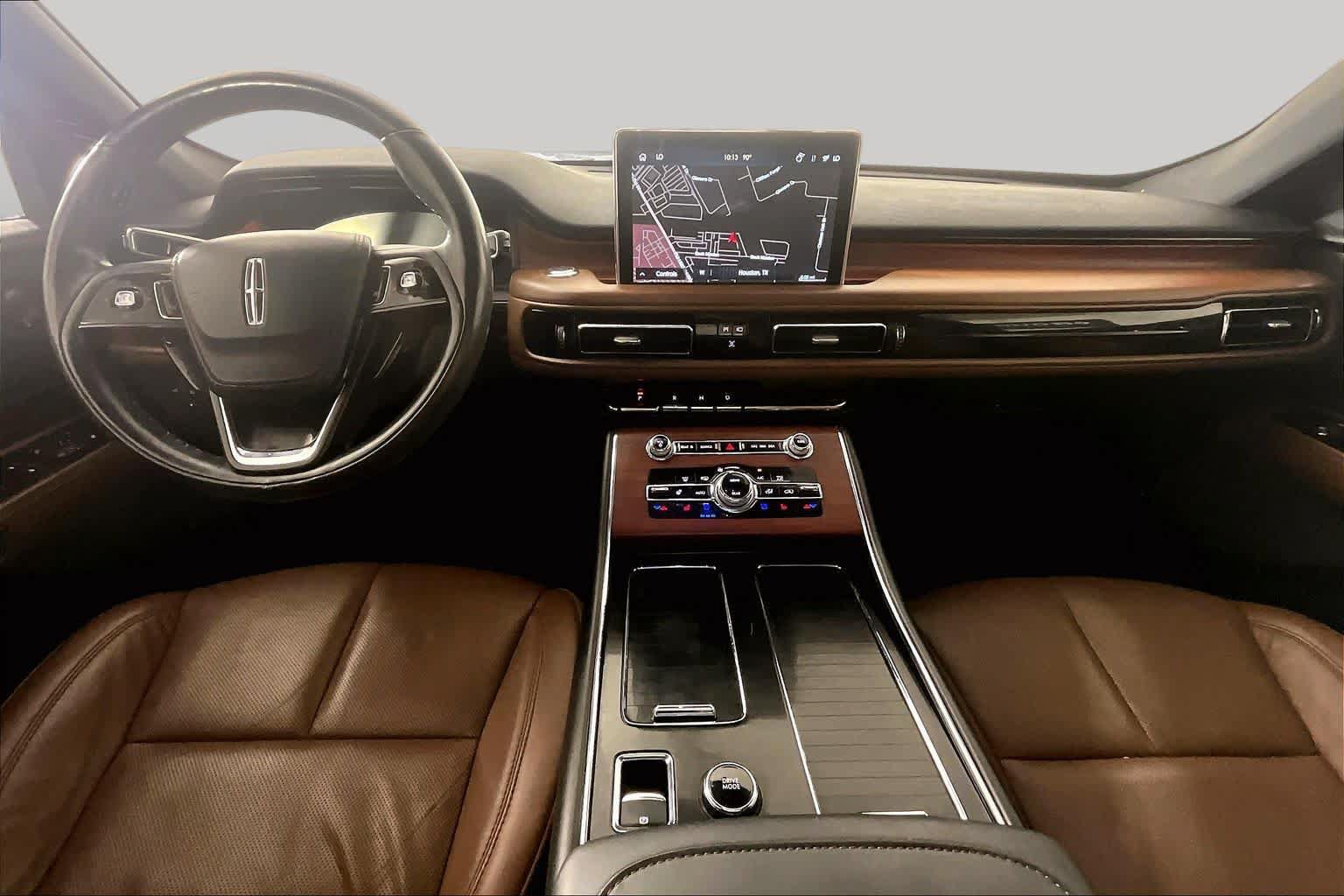 Used 2022 Lincoln Aviator Reserve w/ Equipment Group 201A AWD/4WD image 14