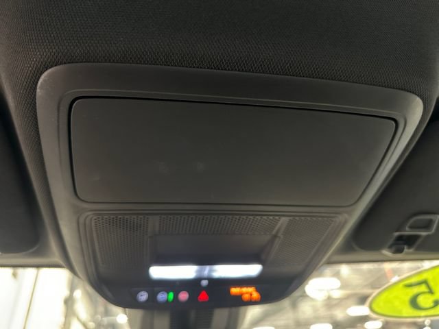 Used 2025 Chevrolet Equinox LT AWD/4WD image 30