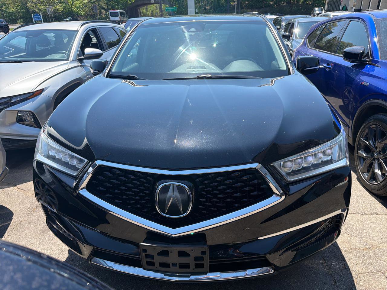 Used 2017 Acura MDX SH-AWD image 2