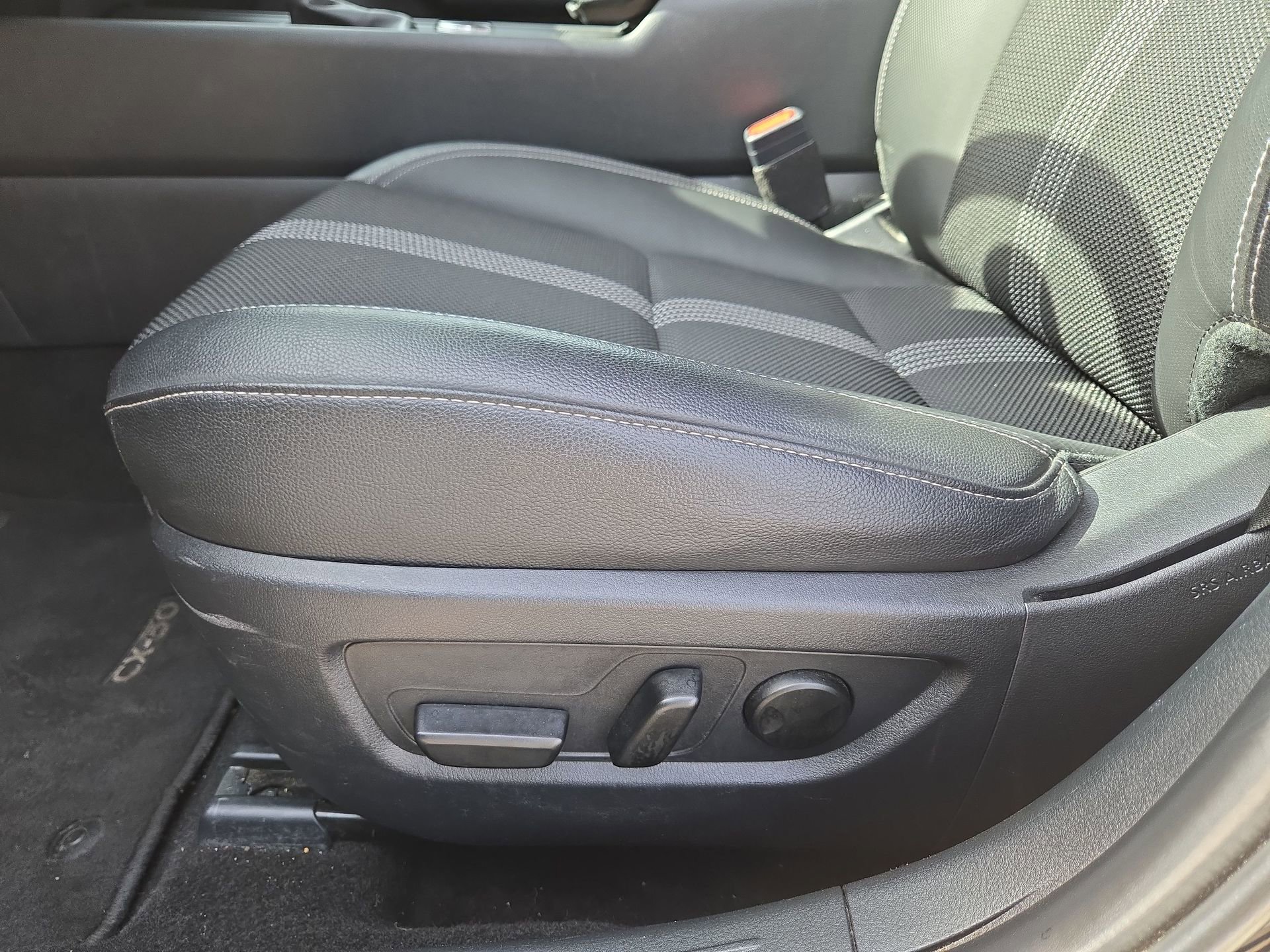 Used 2025 MAZDA CX-50 AWD 2.5 S w/ Preferred Package image 17