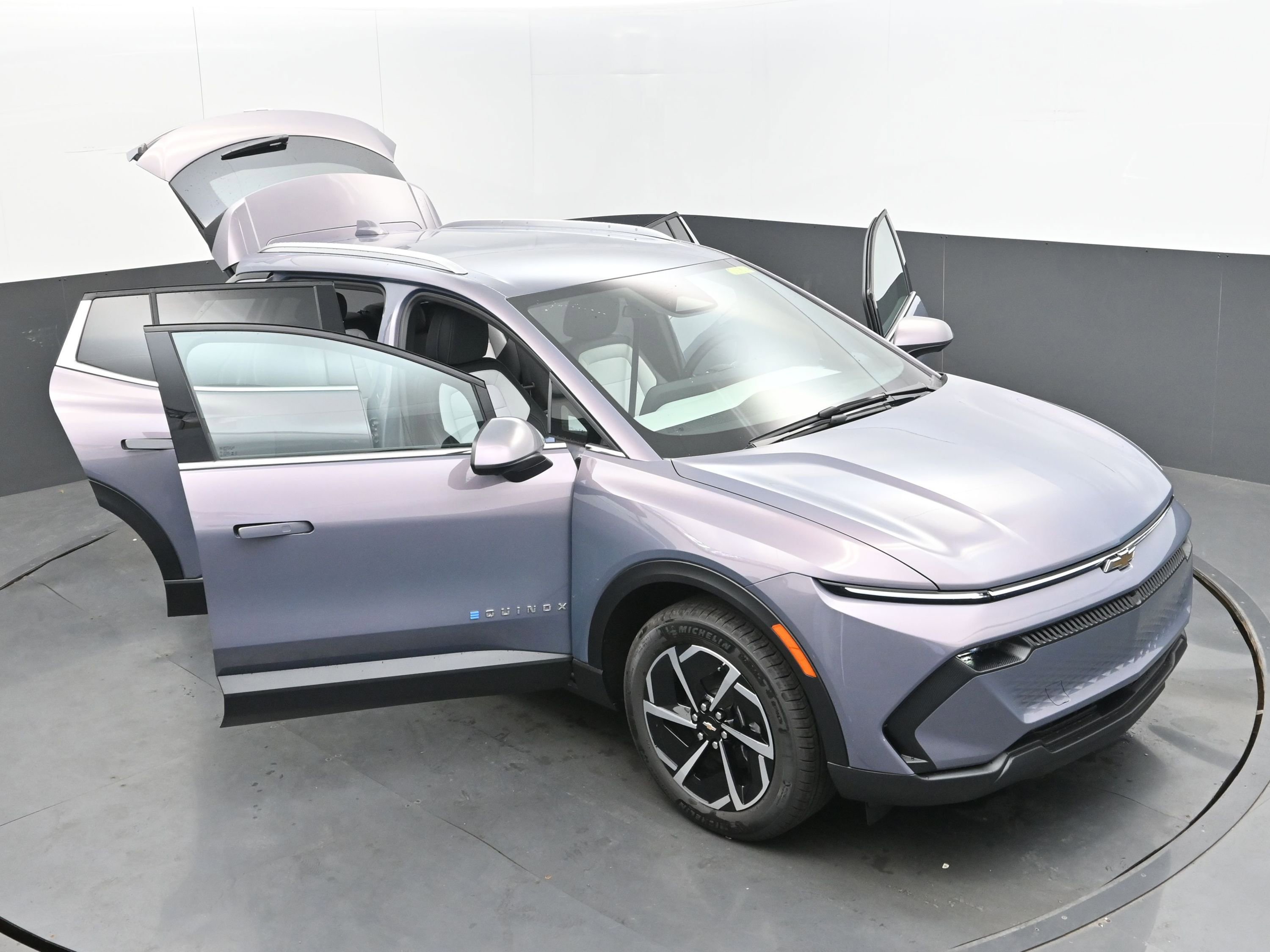 New 2026 Chevrolet Equinox EV LT image 40