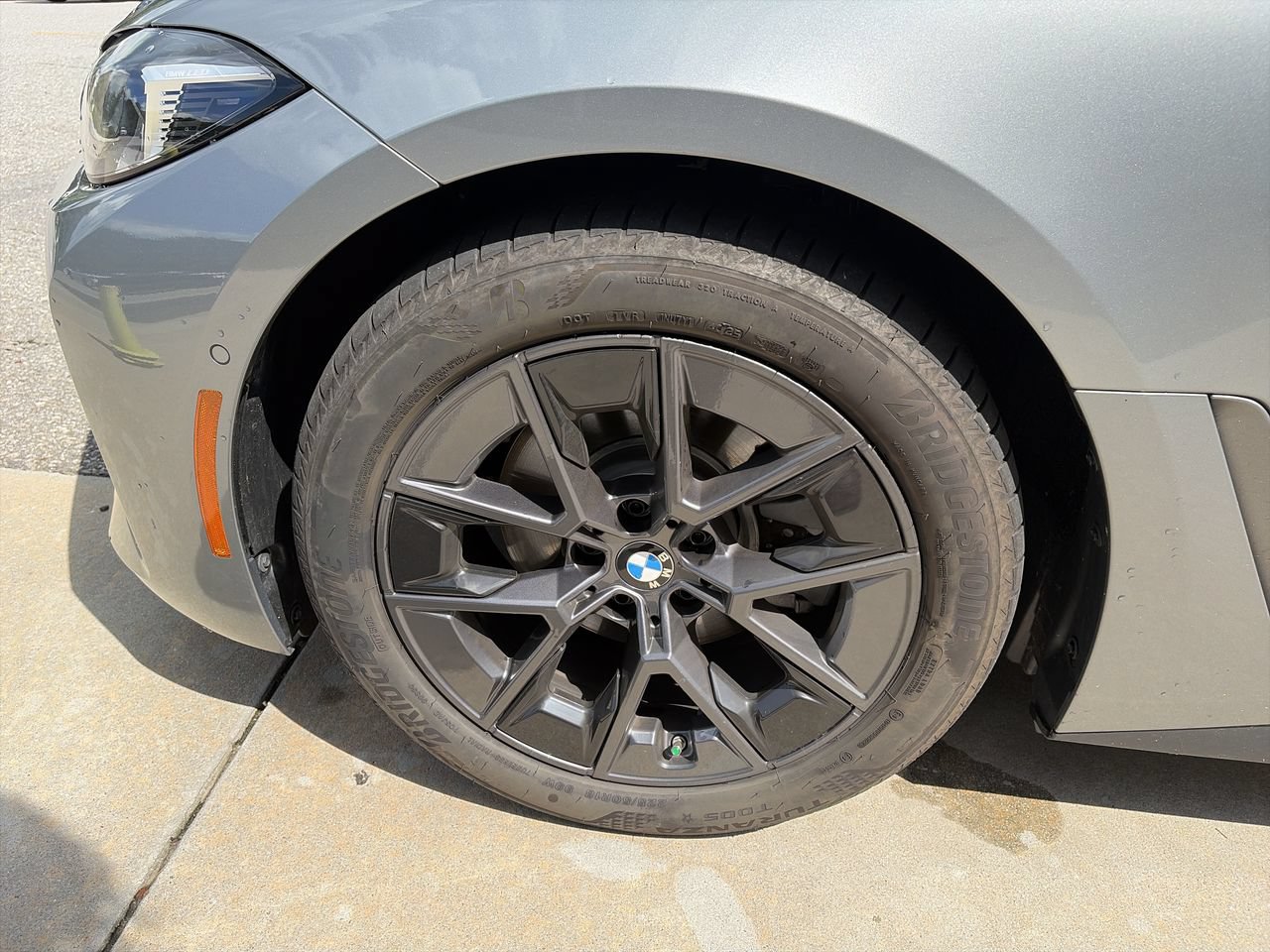 Used 2026 BMW i4 eDrive40 w/ Premium Package RWD image 13