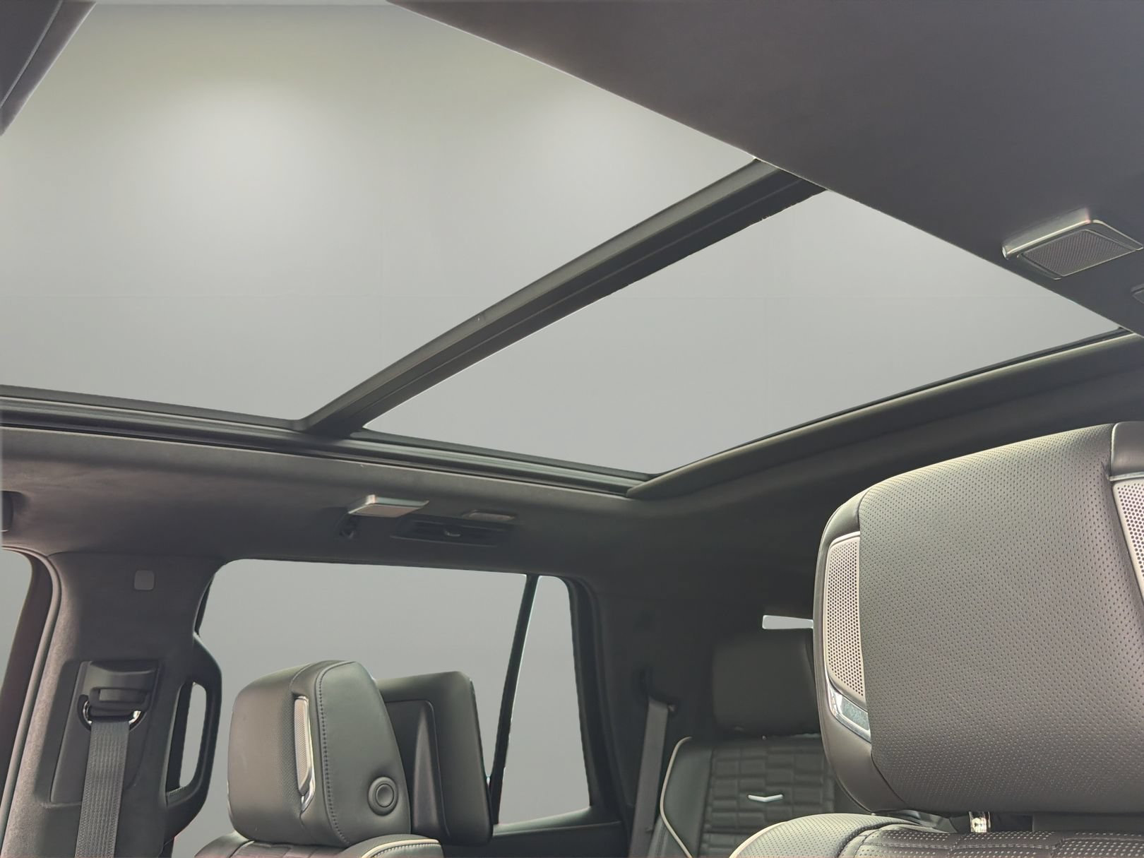 Certified 2023 Cadillac Escalade V AWD/4WD image 30