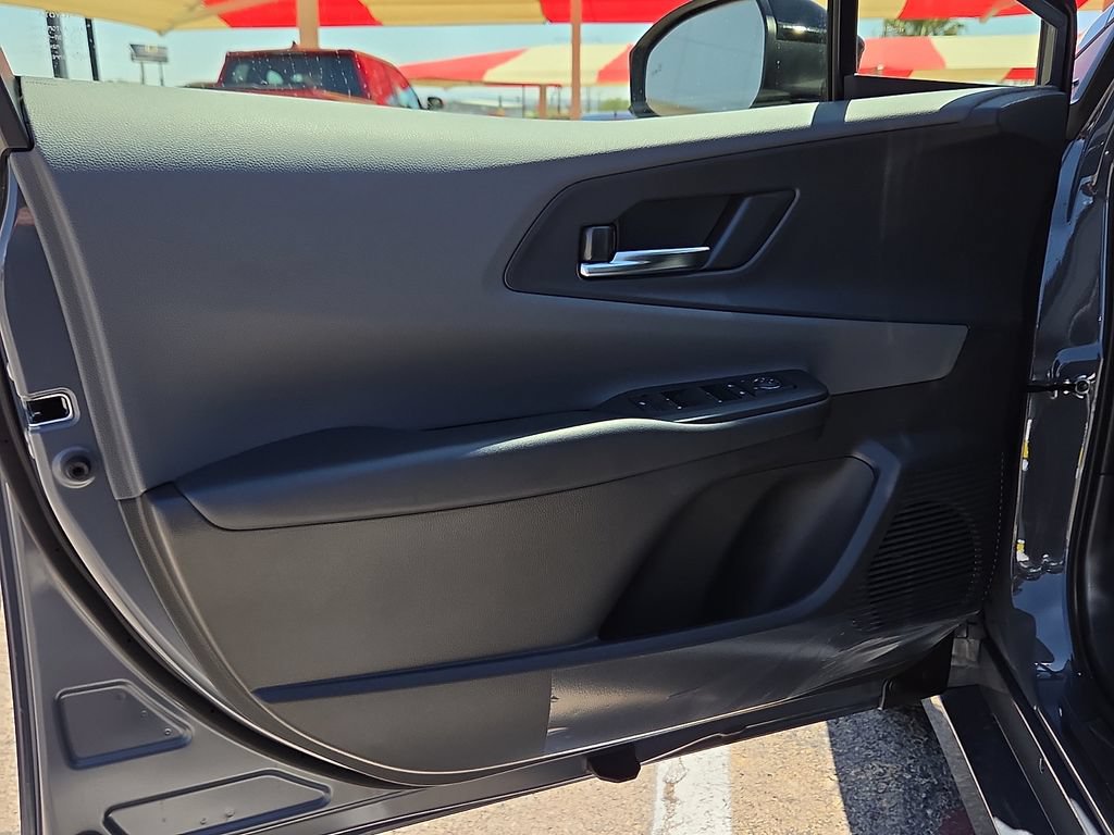 New 2027 Toyota Prius XLE FWD image 17