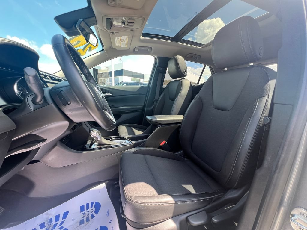 Used 2020 Buick Encore GX Preferred w/ Sport Touring Package FWD image 16