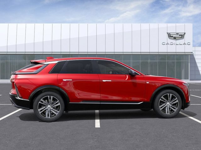 New 2026 Cadillac Lyriq Luxury w/ LPO, Floor Liner Package RWD image 5