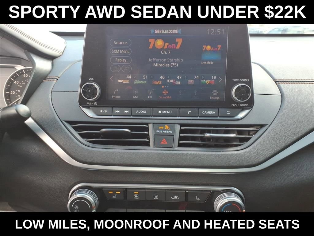 Used 2021 Nissan Altima 2.5 SR w/ SR Premium Package image 22