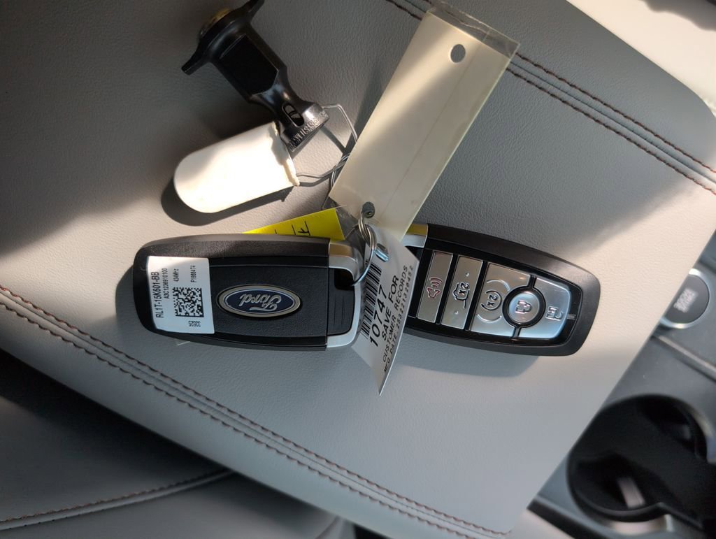 New 2026 Ford Explorer Active w/ Active Comfort Package image 34