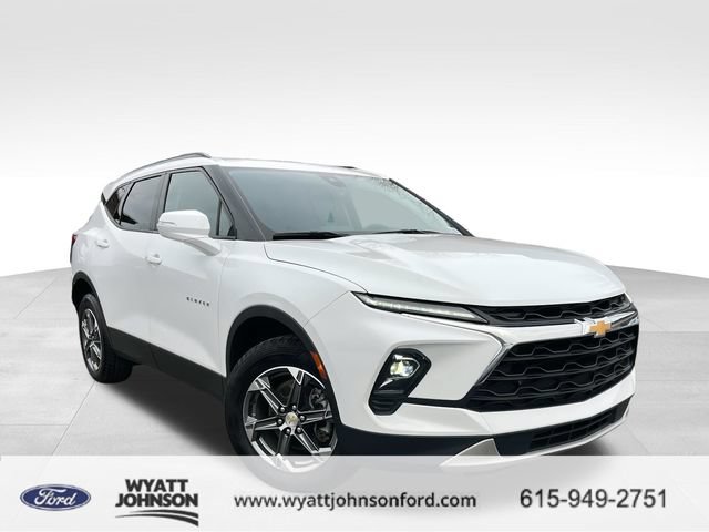 Used 2024 Chevrolet Blazer LT FWD image 1