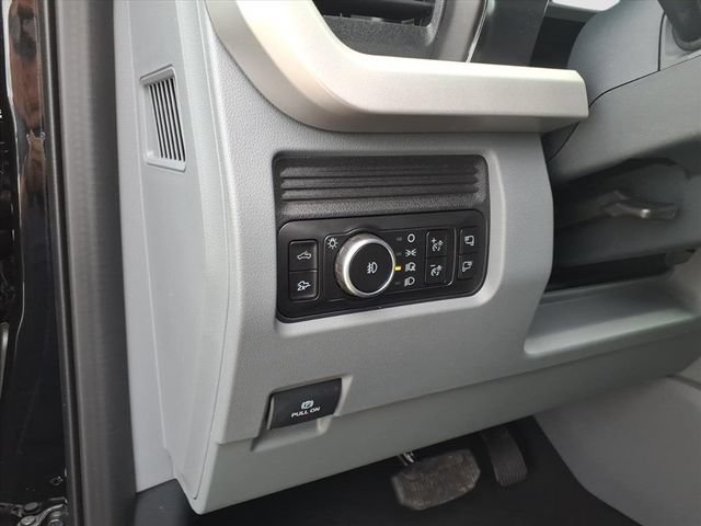 New 2026 Ford F250 XLT w/ XLT Premium Package AWD/4WD image 14