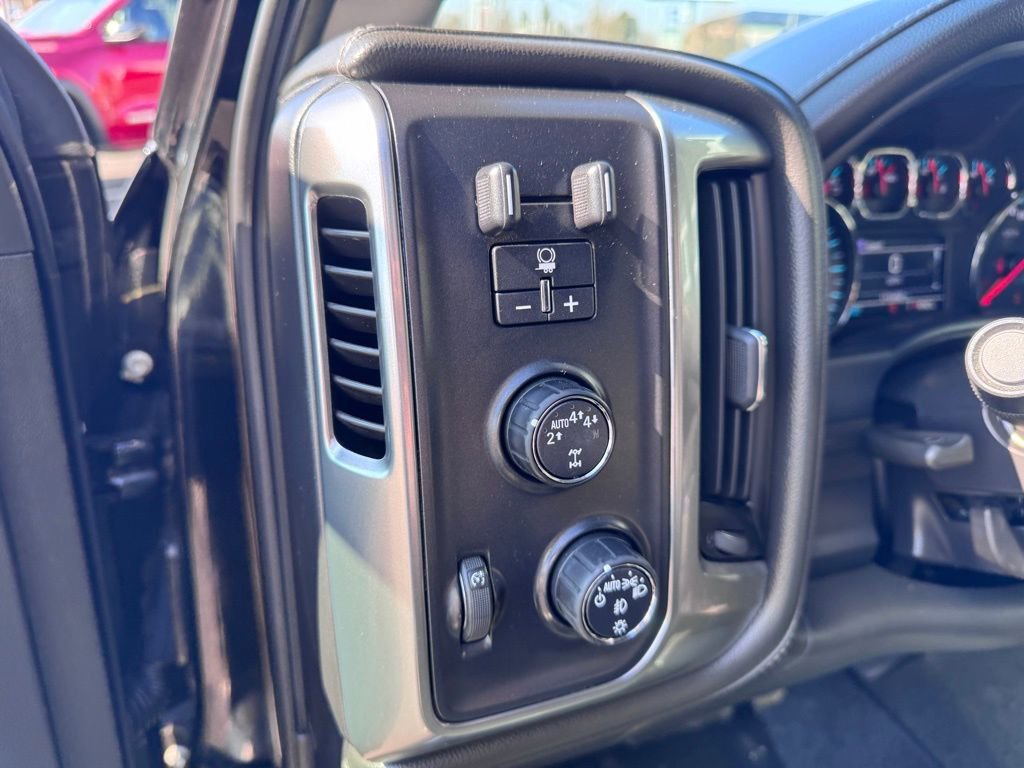 Used 2017 Chevrolet Silverado 1500 LTZ Z71 w/ Midnight Edition image 13