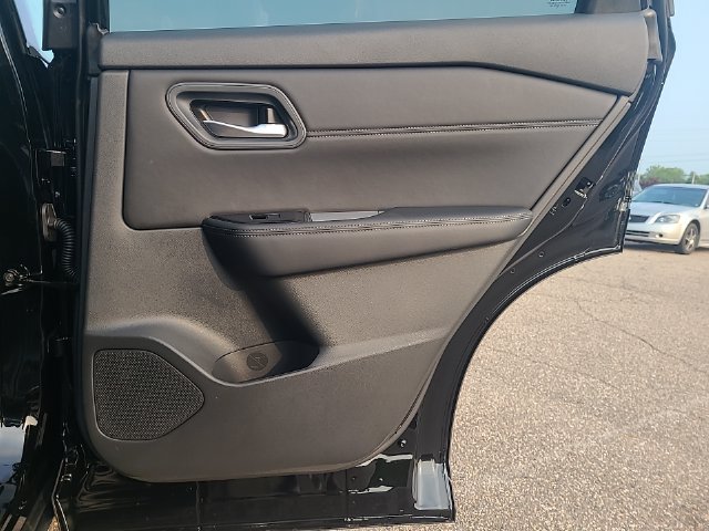 New 2026 Nissan Rogue Dark Armor AWD/4WD image 26