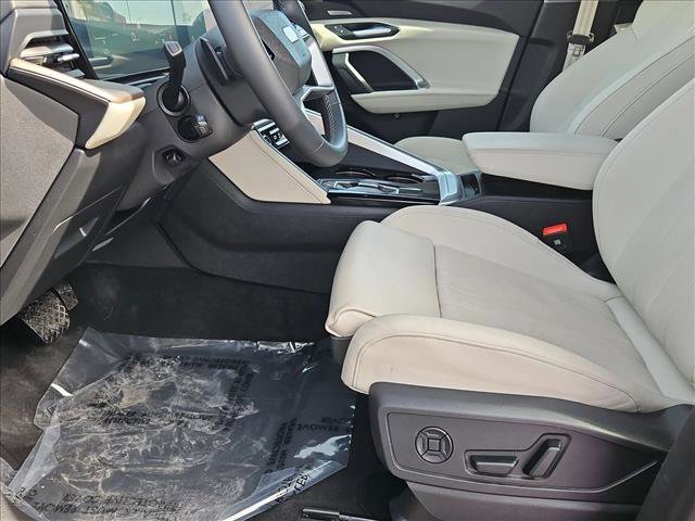 Certified 2025 Audi Q5 Premium Plus w/ Premium Plus image 17