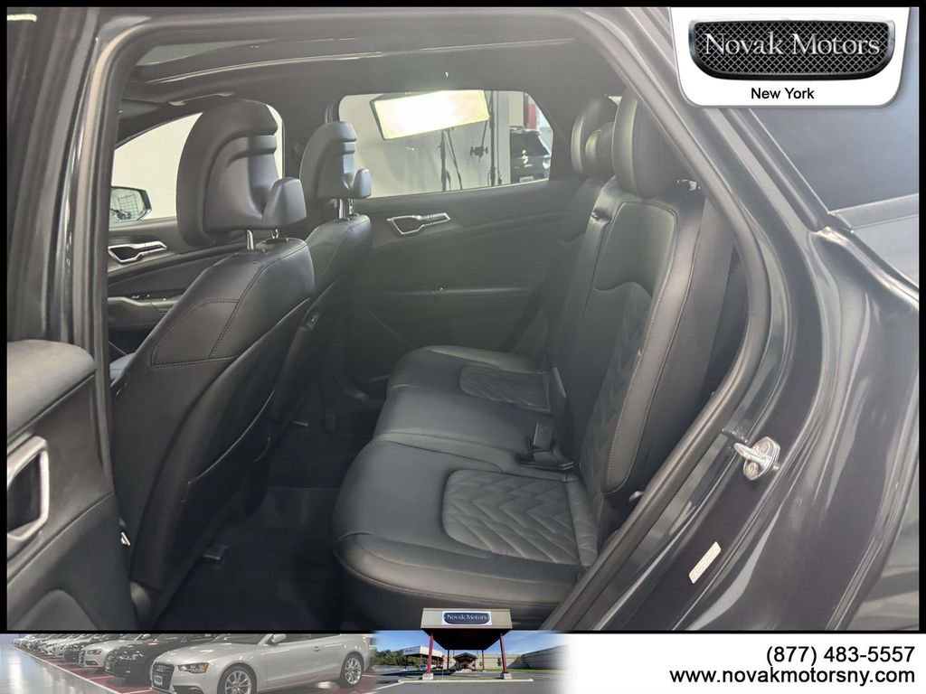 Used 2023 Kia Sportage X-Line w/ X-Line Premium Package AWD/4WD image 10