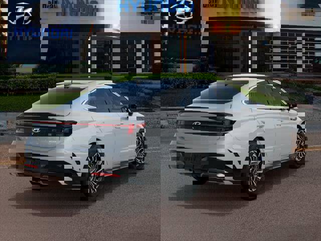 New 2025 Hyundai Sonata SEL image 4