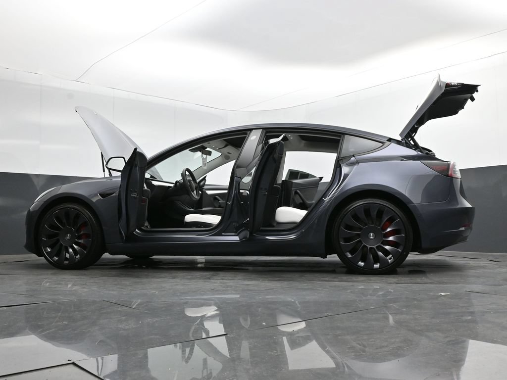 Used 2022 Tesla Model 3 Performance AWD/4WD image 34