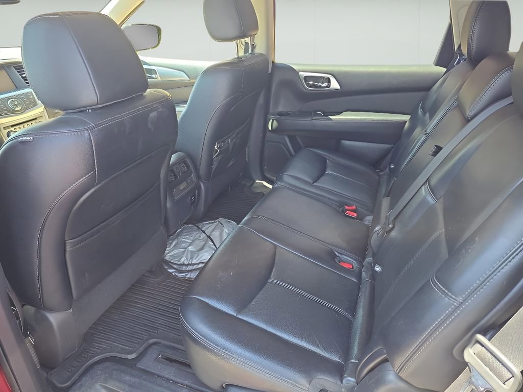 Used 2017 Nissan Pathfinder SL w/ SL Premium Package AWD/4WD image 9